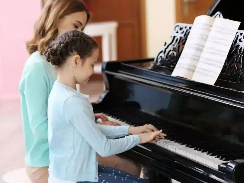 小学生学习钢琴成为一种潮流